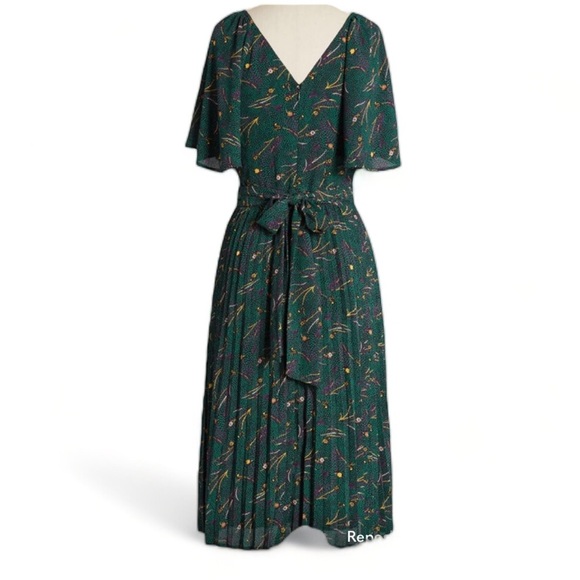 Modcloth Evergreen Vintage Style Chiffon Pleated Dress - Picture 2 of 4